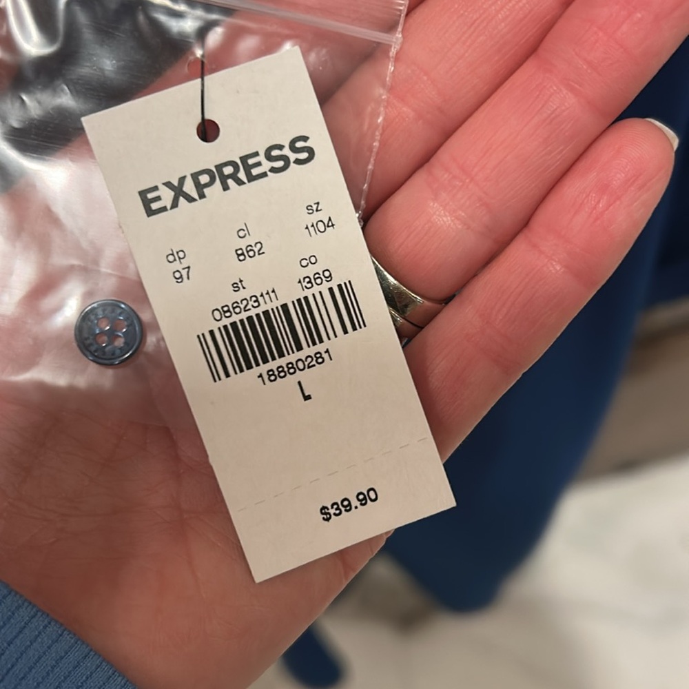 Express Top - Picture 5 of 8